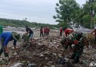 Babinsa Kodim 1401/Majene bersama Warga Gelar Aksi Bersih Pantai, Wujud Kepedulian pada Lingkungan