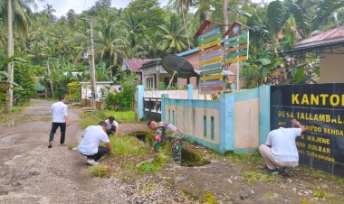 Pimpin Kerja Bakti, Babinsa Koramil 1401-03/Sendana: Kantor Desa Harus Jadi Cerminan